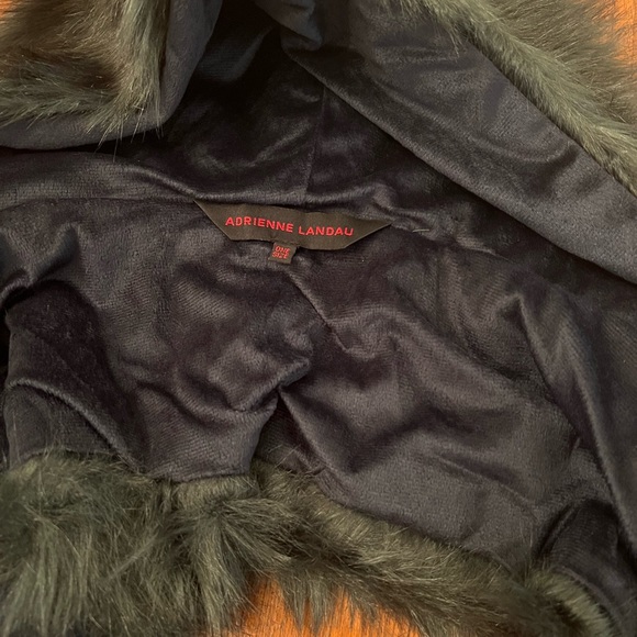 Faux Fur Hooded Scarf w/ Hand Pockets Adrienne Landau EC - Picture 11 of 16